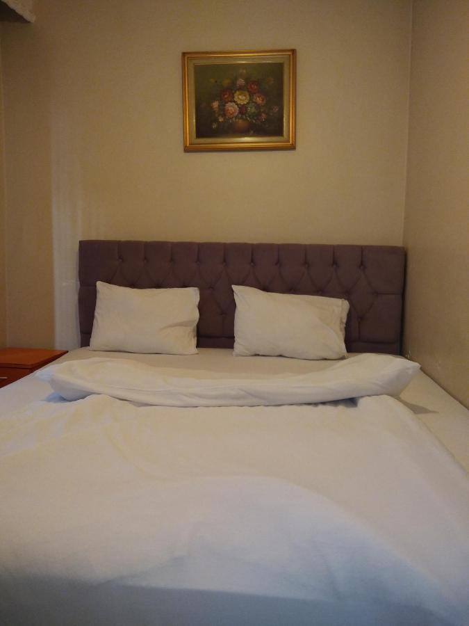 Taksim Sato Hotel Istanboel Buitenkant foto