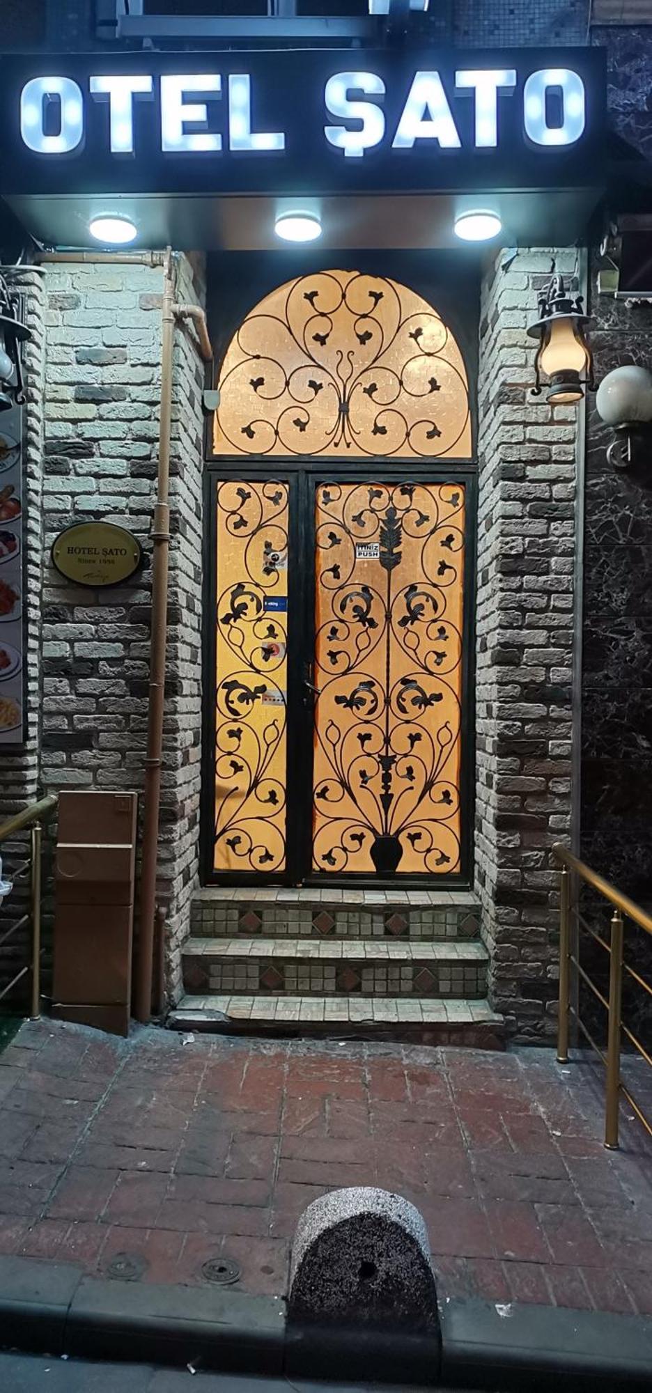 Taksim Sato Hotel Istanboel Buitenkant foto